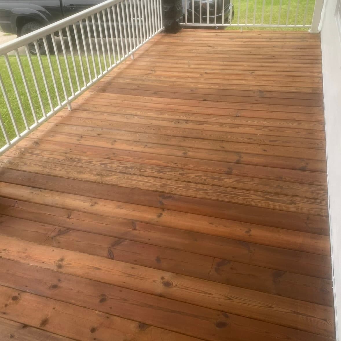 Deck cleaning service in Quad Cities
